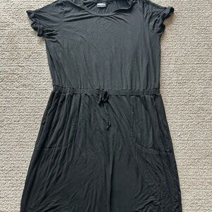 Elegant Black Midi Dress